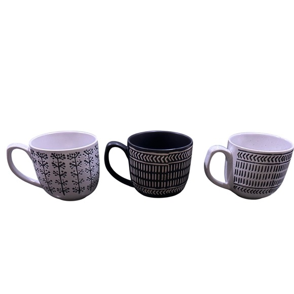 The Old Pottery Company Tribal Geometric Pattern Mugs Set of 3 Black White - Picture 3 of 12